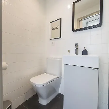 Lovelystay Saudade Studio Lisbon's Narrowest Building Apartment Lissabon
