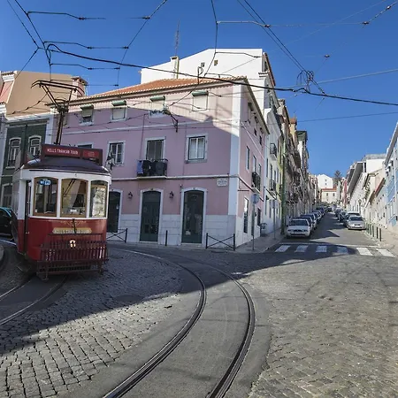 شقة Lovelystay Saudade Studio Lisbon's Narrowest Building *